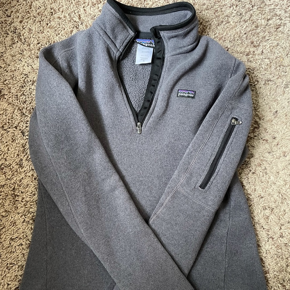 Patagonia quarter zip pullover